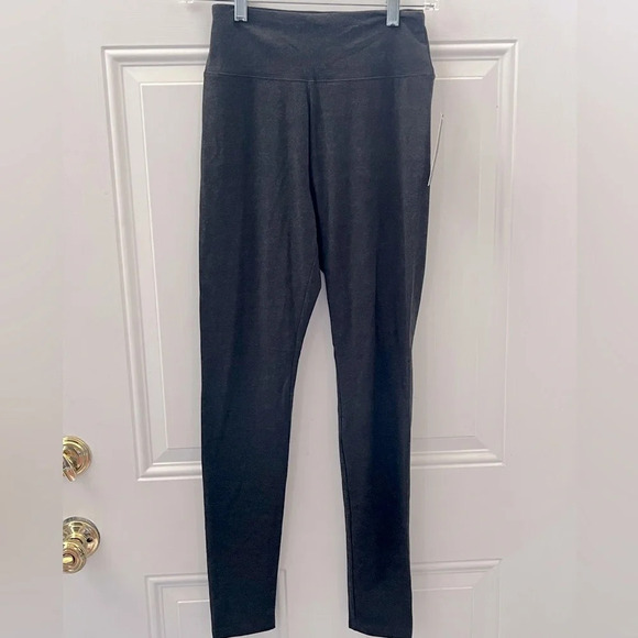 Wild‎ Fable High Rise Legging Womens Small Charcoal Gray Stretchy Comfy NWT - Picture 2 of 10